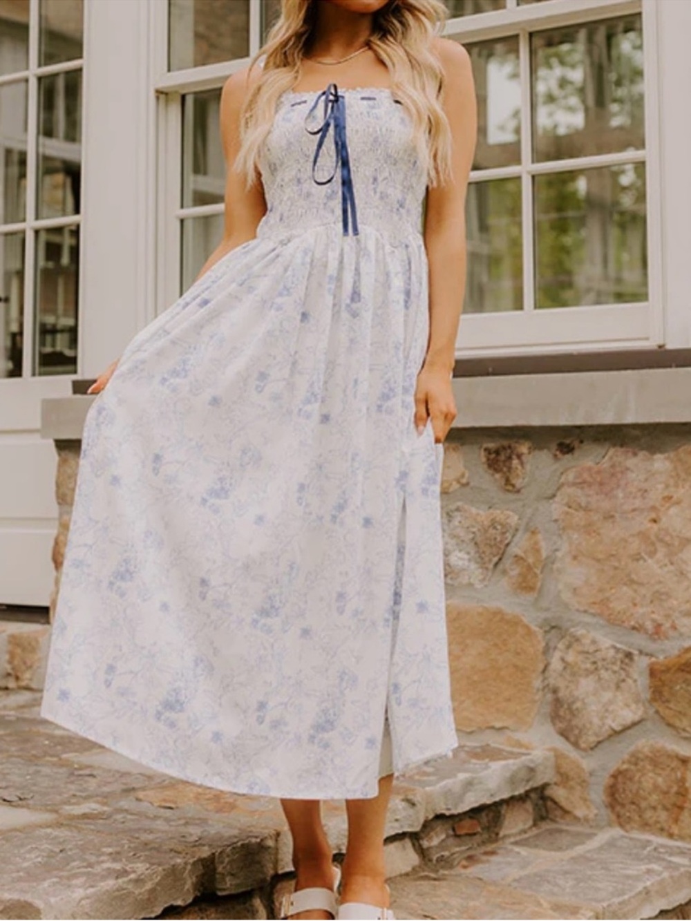 CHARM FLORAL
MIDI dress with smock area on top